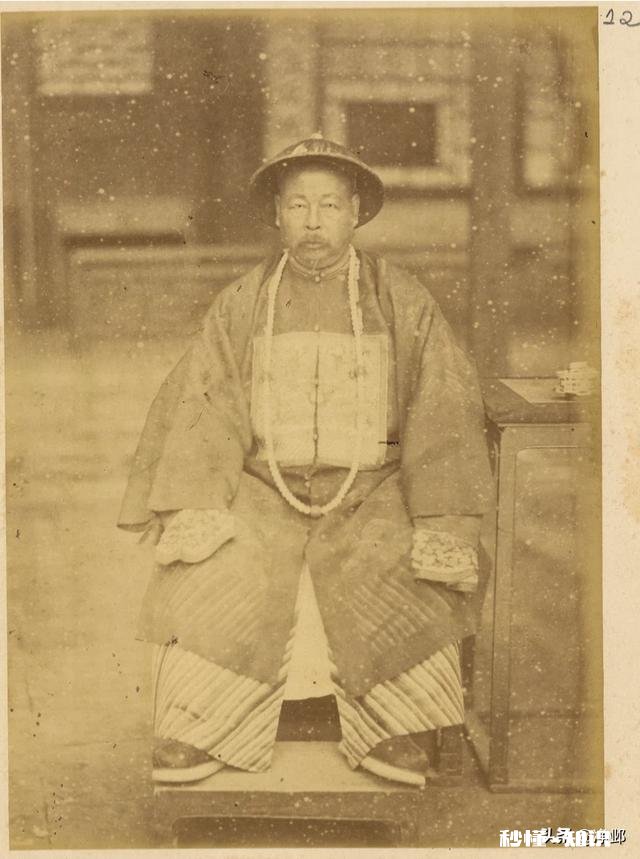 左宗棠收复新疆后，清政府想在新疆修长城，左宗棠为何拒绝执行