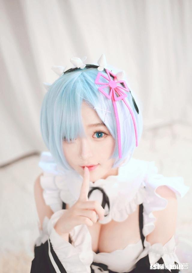 很多人都说，搞笑，他们是认真的。那么，不认真的搞笑，是什么样的呢