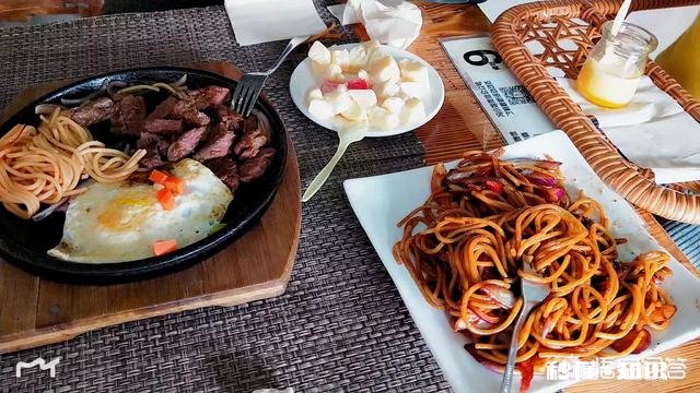 霍思燕说晚一年上学，是给男孩最好的礼物，那么孩子晚读书一年究竟好不好呢