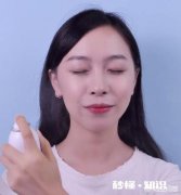 皮肤保湿补水，用什么护肤品是既简单又快速而且持久保湿补水的呢