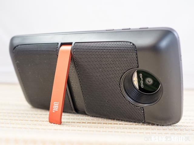 你为什么会选择你现在用的手机如果你能换手机，你想换哪个牌子的手机