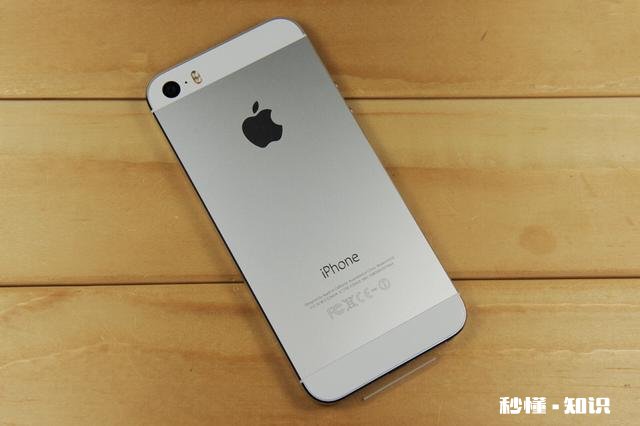 你为什么会选择你现在用的手机如果你能换手机，你想换哪个牌子的手机