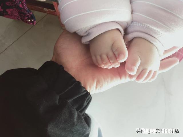 疫情结束后，请问你愿意去实体店消费还是继续网购