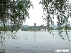 有人说孩子跟谁在一起的时间越长跟谁越亲近是真的吗为什么