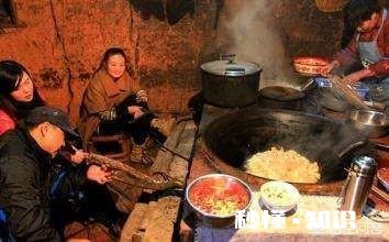 为什么越来越多的年轻人不想回家过年了呢