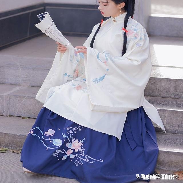 什么时候，我们每个人都能准确的认出我们民族自己的衣服呢