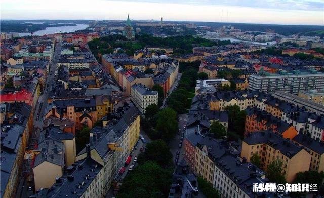 请问我在深圳做一条虫呢还是卖掉深圳拥挤的小房子，回老家小城市住大房子做一条龙