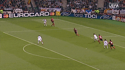 齐达内如果欧冠三连冠，与贝肯鲍尔哪个历史地位高