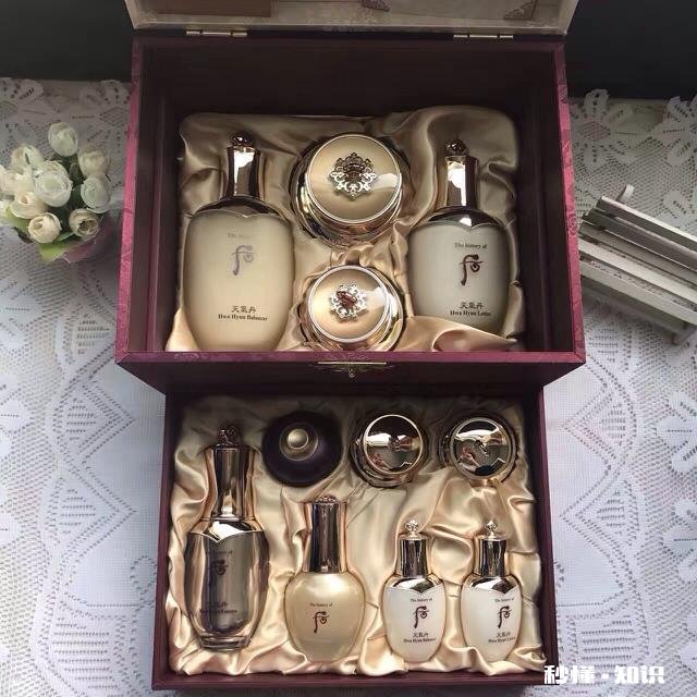 我今年26、皮肤属于混合型肤质！但也也别容易缺水、容易干皮！该用什么化妆品