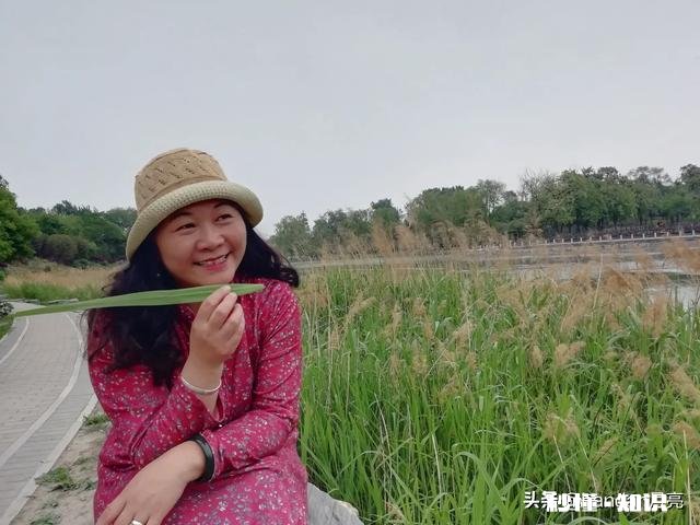 将您手机中保存的美图发来供大家分享一下好吗