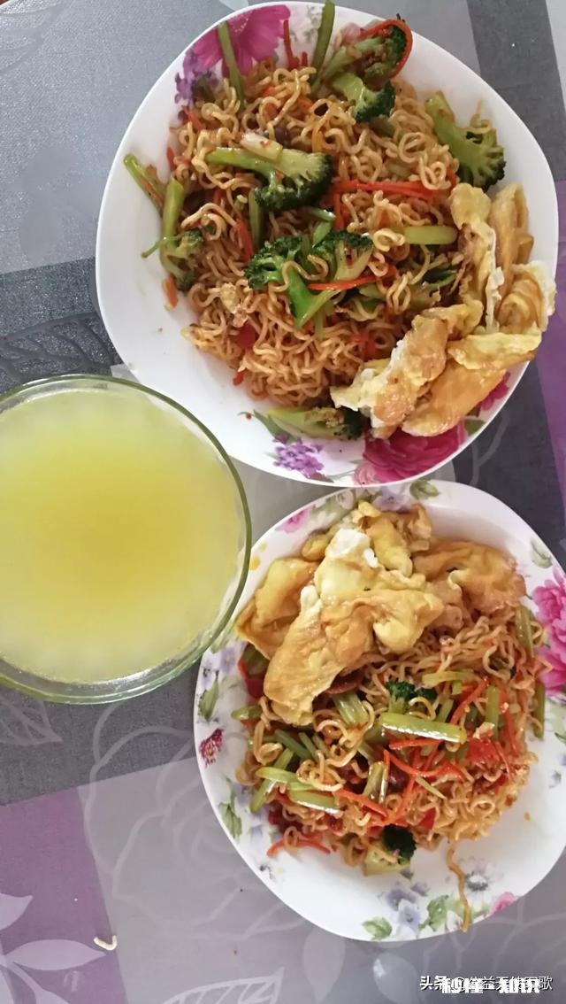 学生想要早餐吃得好有营养，要吃什么