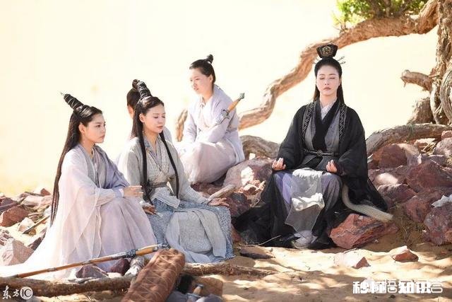 新版《倚天屠龙记》已经开播，老戏骨搭档小鲜肉会再次火起来吗