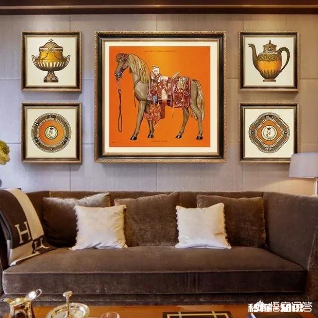 客厅挂画颜色怎么选择