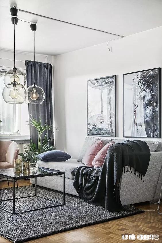 客厅挂画颜色怎么选择