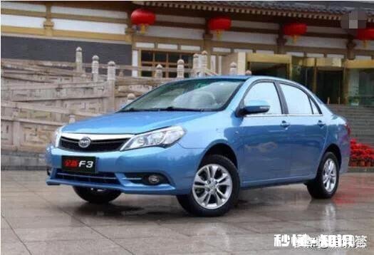 普通老百姓家里购买10万左右轿车或SUV哪一款车型比较合适，丘陵地带