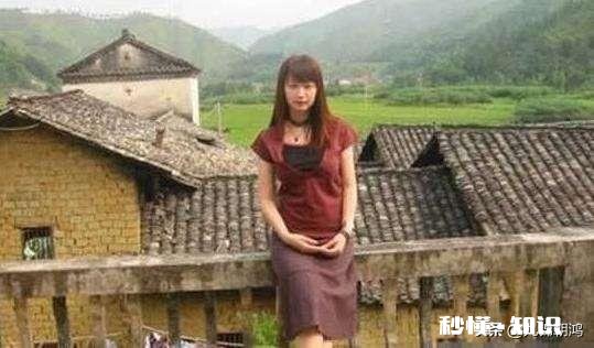 小姑子买了房子后，每次来都说新房的事，你们是我的话会怎样想