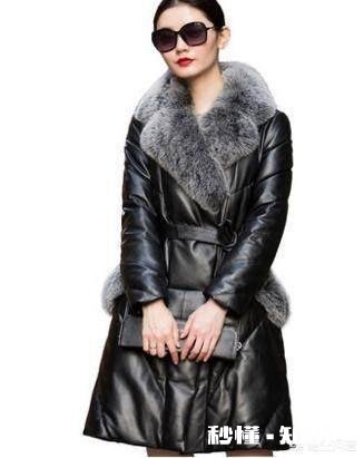 里面是羽绒外面是革的衣服怎么洗