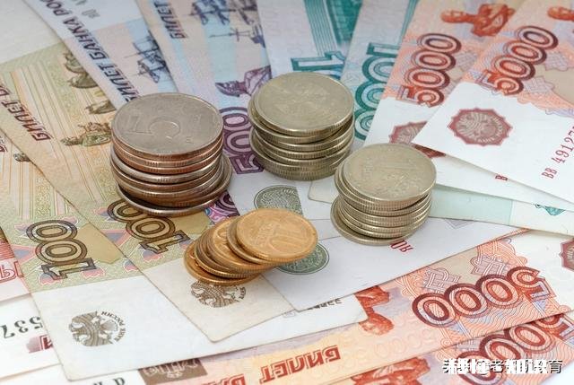 高中收取考试费、资料费，一次上千元，不开发票也不开收据合理吗为什么