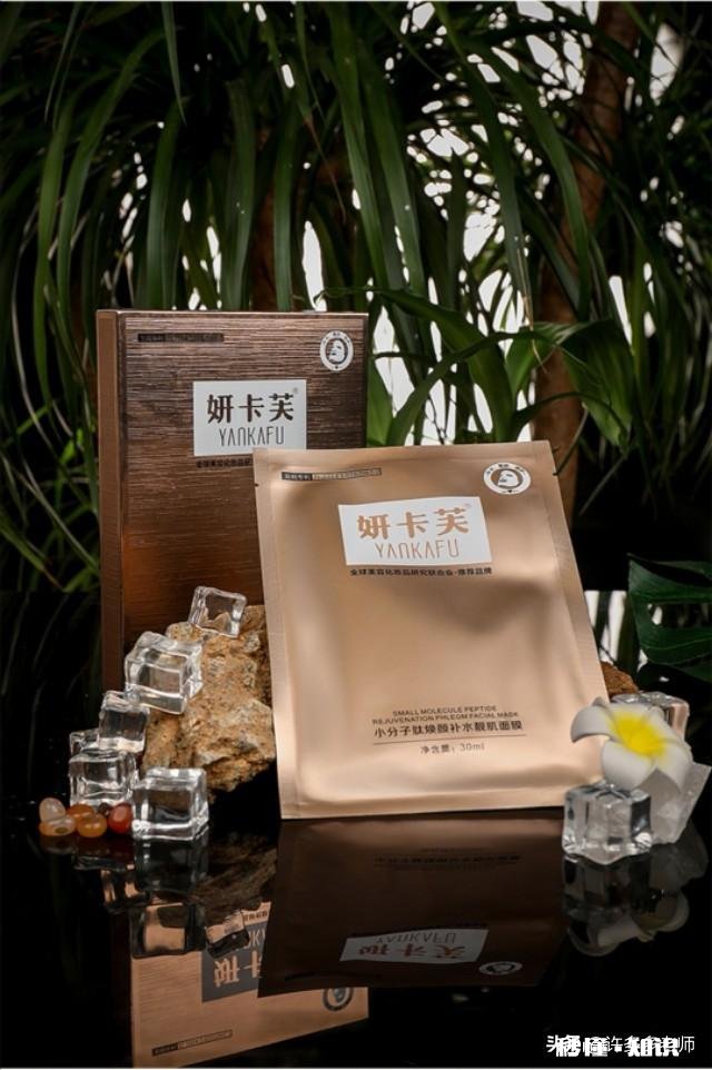 干性皮肤用哪种化妆品补水效果会不错