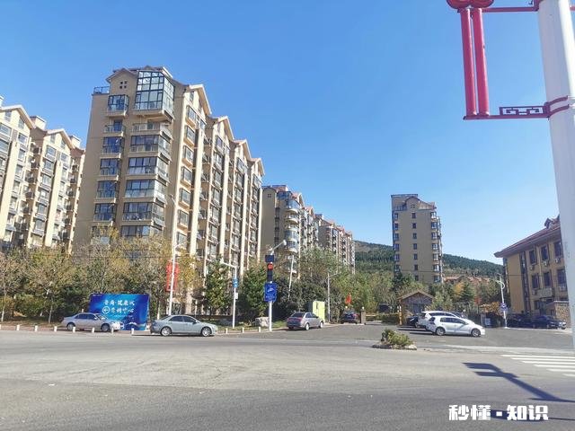 抛开中心城区，沿着地铁线去买远郊地铁站旁的房子，你有建议吗