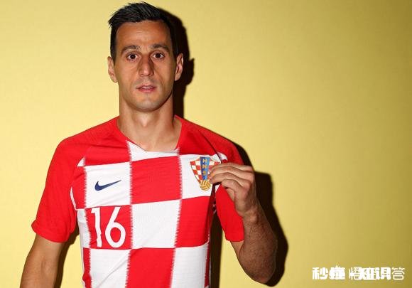 克罗地亚拿到亚军后，卡利尼奇拒绝接受球队授予的奖牌，你怎么看