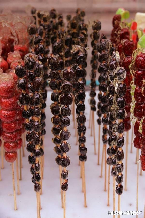 农民冬闲时节，想摆地摊赚个零花钱，卖什么好呢