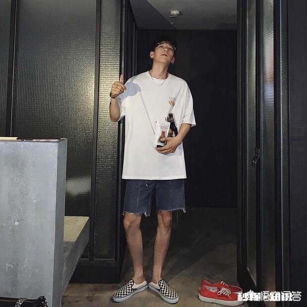vans鞋子怎么搭配衣服