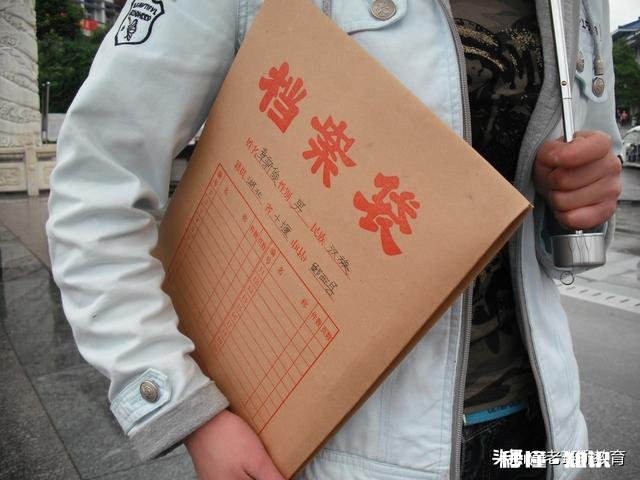 《教与学》期刊论文，评高级教师时能过吗还有别的建议吗