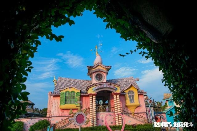 朋友想去风景区玩不知道怎么去想让我带路却不给我买车票该怎么办