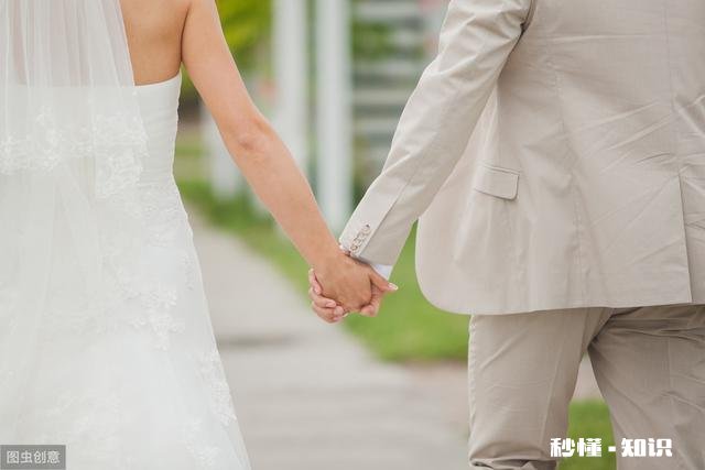 第一次去男朋友家，男朋友的妈妈和阿姨话里有话怎么办