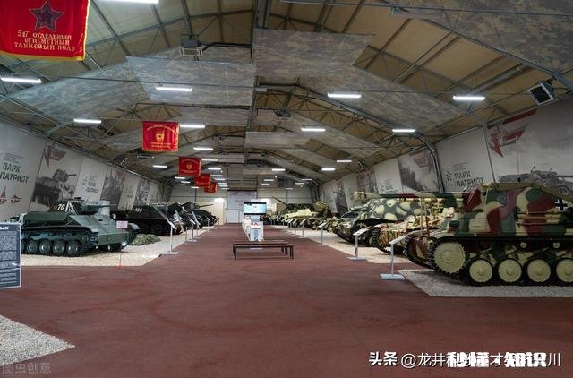 俄乌冲突中，为什么感觉没有任何一个国家支援俄罗斯武器