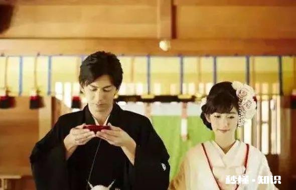 女方一个月挣16000男的3000多，能搞吗