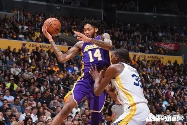 英格拉姆和库兹马球哥以后续约都要2000万美元以上，你觉得湖人该留谁