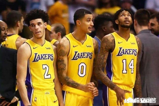 英格拉姆和库兹马球哥以后续约都要2000万美元以上，你觉得湖人该留谁