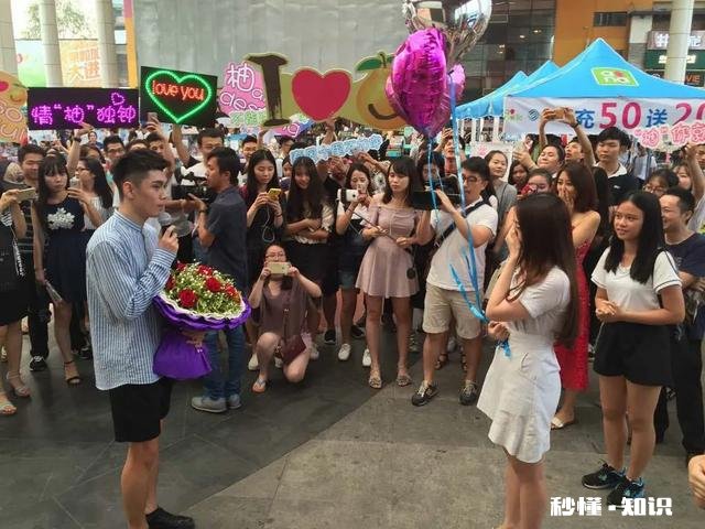 你们男生会怎么追求一个自己喜欢的女生