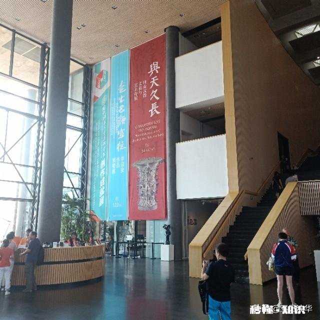 头条的各位友友，做旅游领域的自媒体该怎么做呢