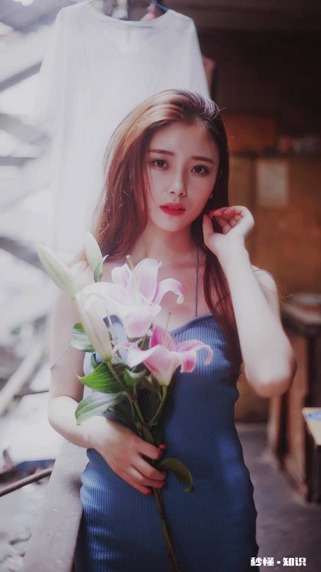 请问大家都用哪些漂亮的手机壁纸唯美的，性感的，古风的，科幻的，还是3D的呢