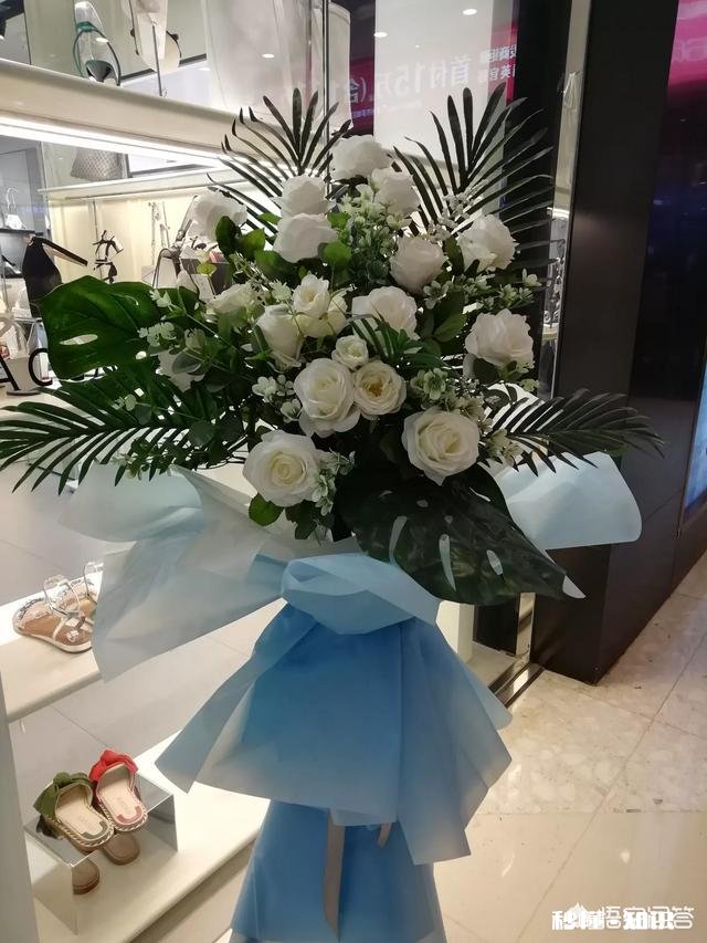 因跟公婆生活习惯不同，靠自己买房出来住，现公公硬跟着一起来咋办