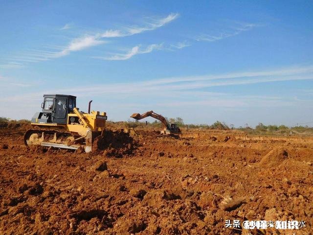 老人去逝土地确权没确一块儿子种地要承包费吗