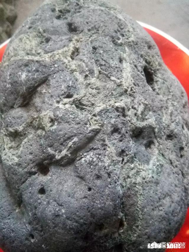 以目前科学技术来看，陨石中的微量元素是否能有效的用于人类的医学领域