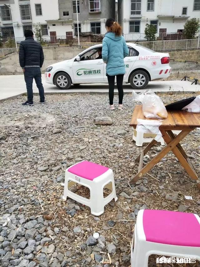 有的友情为什么那么的不堪一击