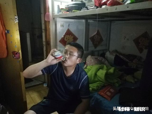 “‘打工不挣钱,耽误时间’这话是毒鸡汤,害了年轻人”你怎么看