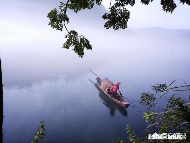 上联：雪落少白头，如何对下联