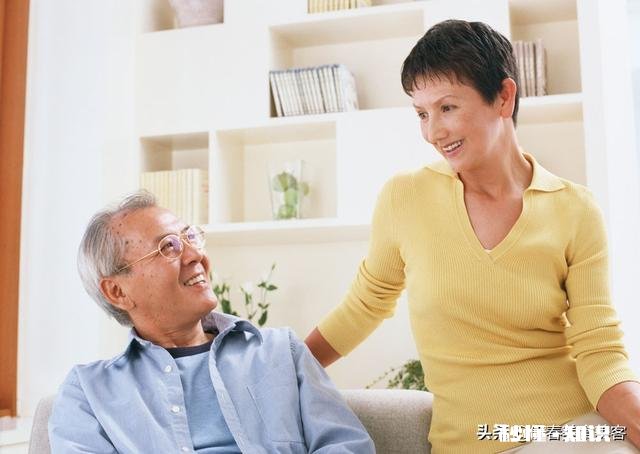 二婚男朋友处一年了，钱怎么处理