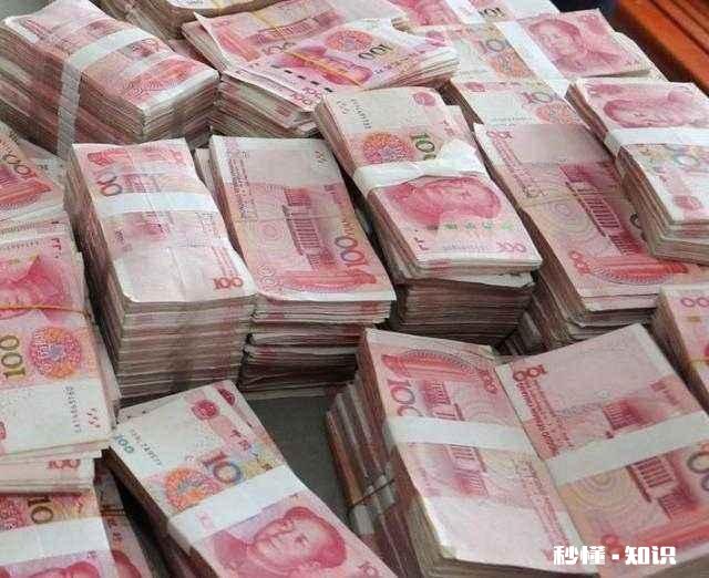有1套房和一辆20万车无贷款，存500万，你选择怎么花现金