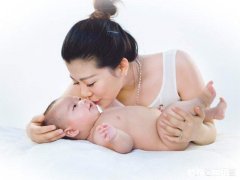 哺乳期间怀孕，是不是要断奶