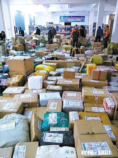 农村孩子,在家没啥事儿!有一辆轿车不跑滴滴,还可以干啥嘞