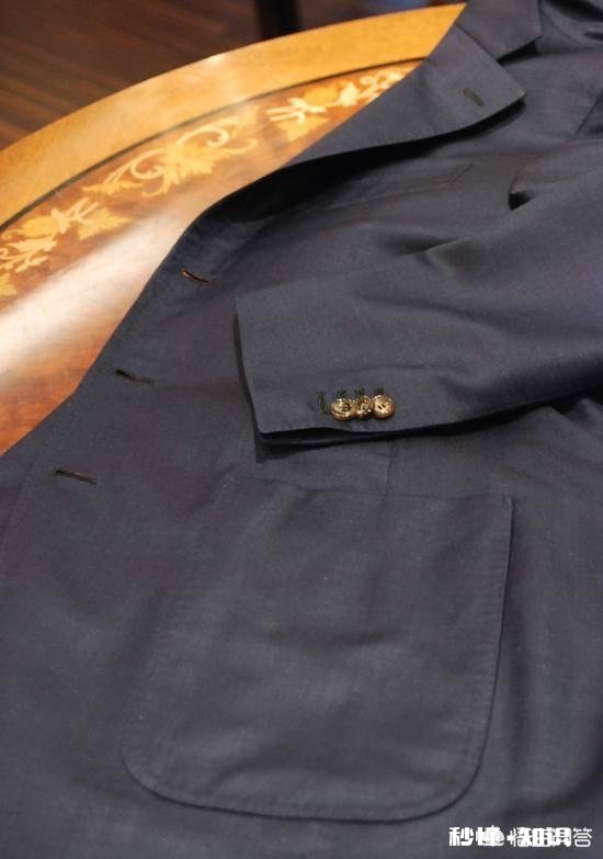 如何正确区分正式西装与休闲西装