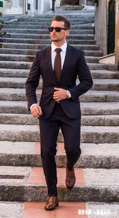 如何正确区分正式西装与休闲西装