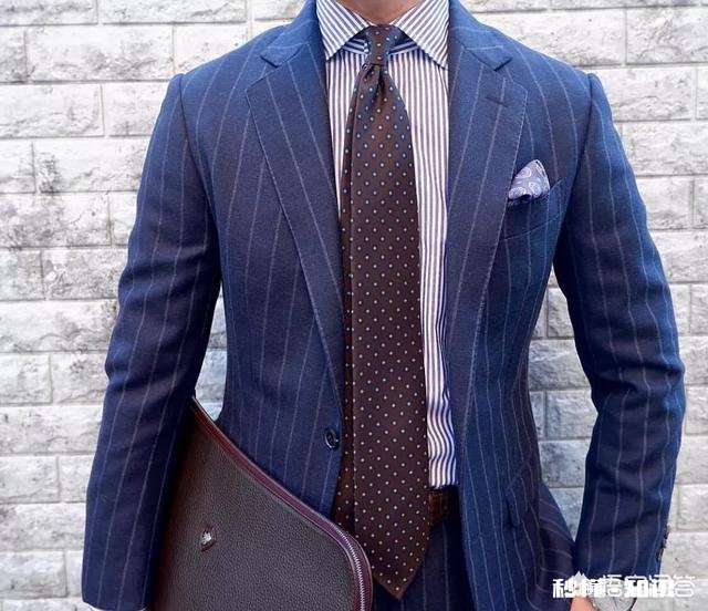 如何正确区分正式西装与休闲西装